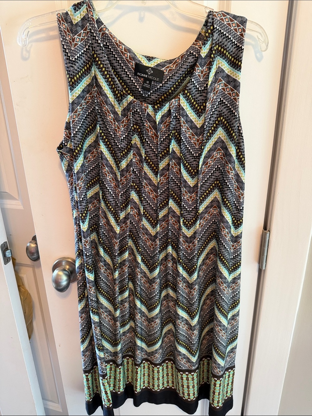 Ronni Nicole Chevron Print Sleeveless Tunic Dress - Black, Mint, Brown